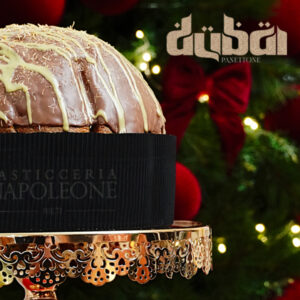 Panettone Dubai con copertura di cioccolato al latte e kataifi
